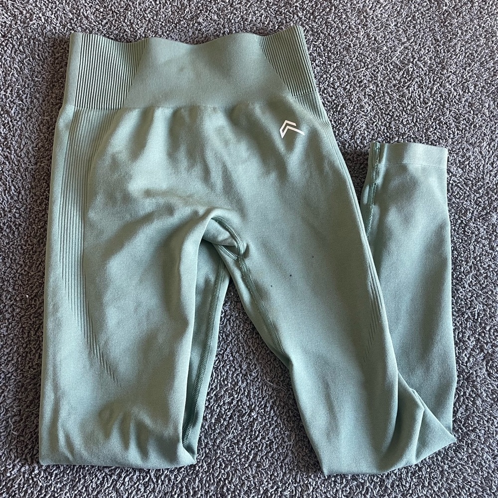 Oner active green size small regular length leggings